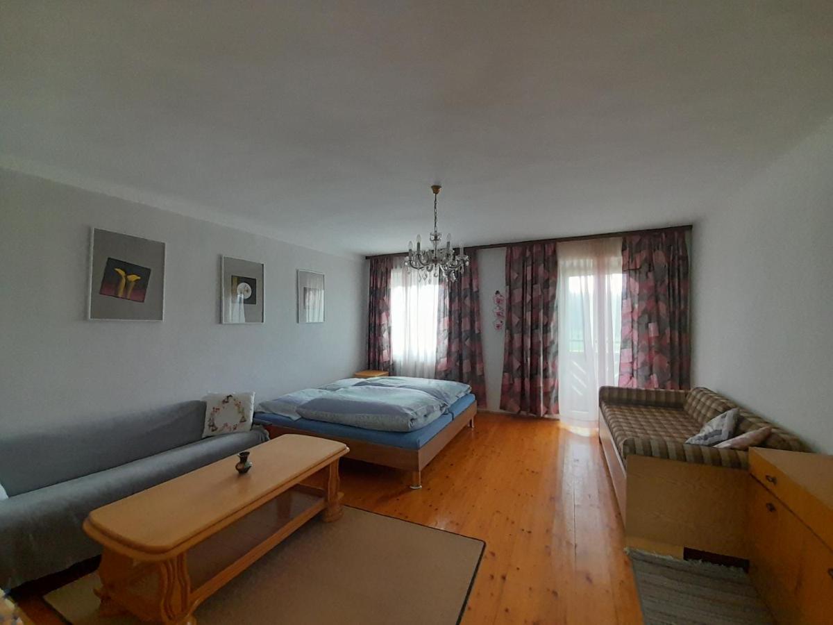 Hotel Finihaus Bad Zell Exterior foto